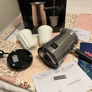 New In Box Velvetiser Hotel Chocolat British Cocoa Grower Hot Cocoa Maker